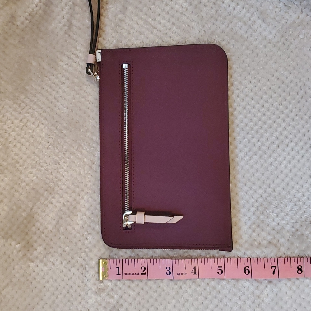 ♠️KATE SPADE♠️ leather zip wristlet - Picture 11 of 11